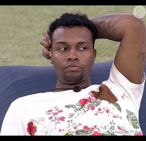 Wesslimaa's tweet photo. Tu vens tu vens, eu já escuto seus sinais 😂 #BBB2021 https://t.co/kNZutWfB5c