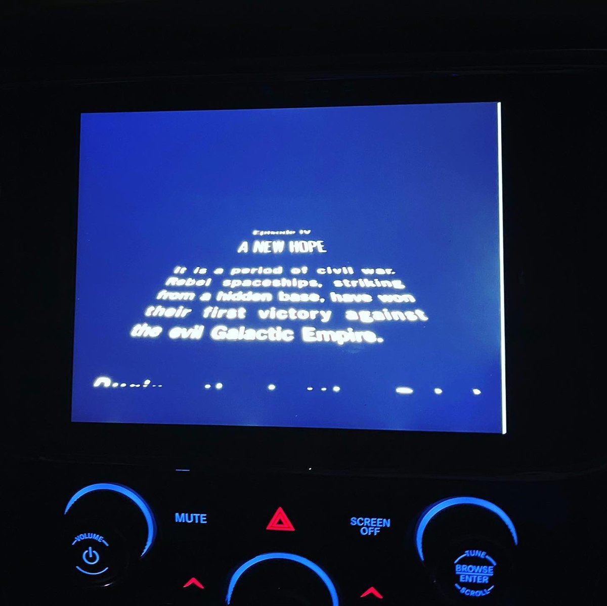RuschAudrey's tweet photo. Snowpocalypse update...No power, no water, no problem! Family dinner and movie night in the @Jeep with @BurgerKing & @starwars & @HamillHimself Even the dogs joined. #jeep #starwars #familymovienight #burgerking #workwithwhatyougot #houstonwedonthaveaproblem #HoustonSnowpocalypse https://t.co/VWWQfWL4ae