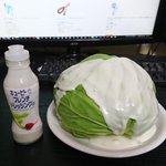 久しぶりに自炊したという、パンチが強すぎる写真が話題に!これは料理なのか!？