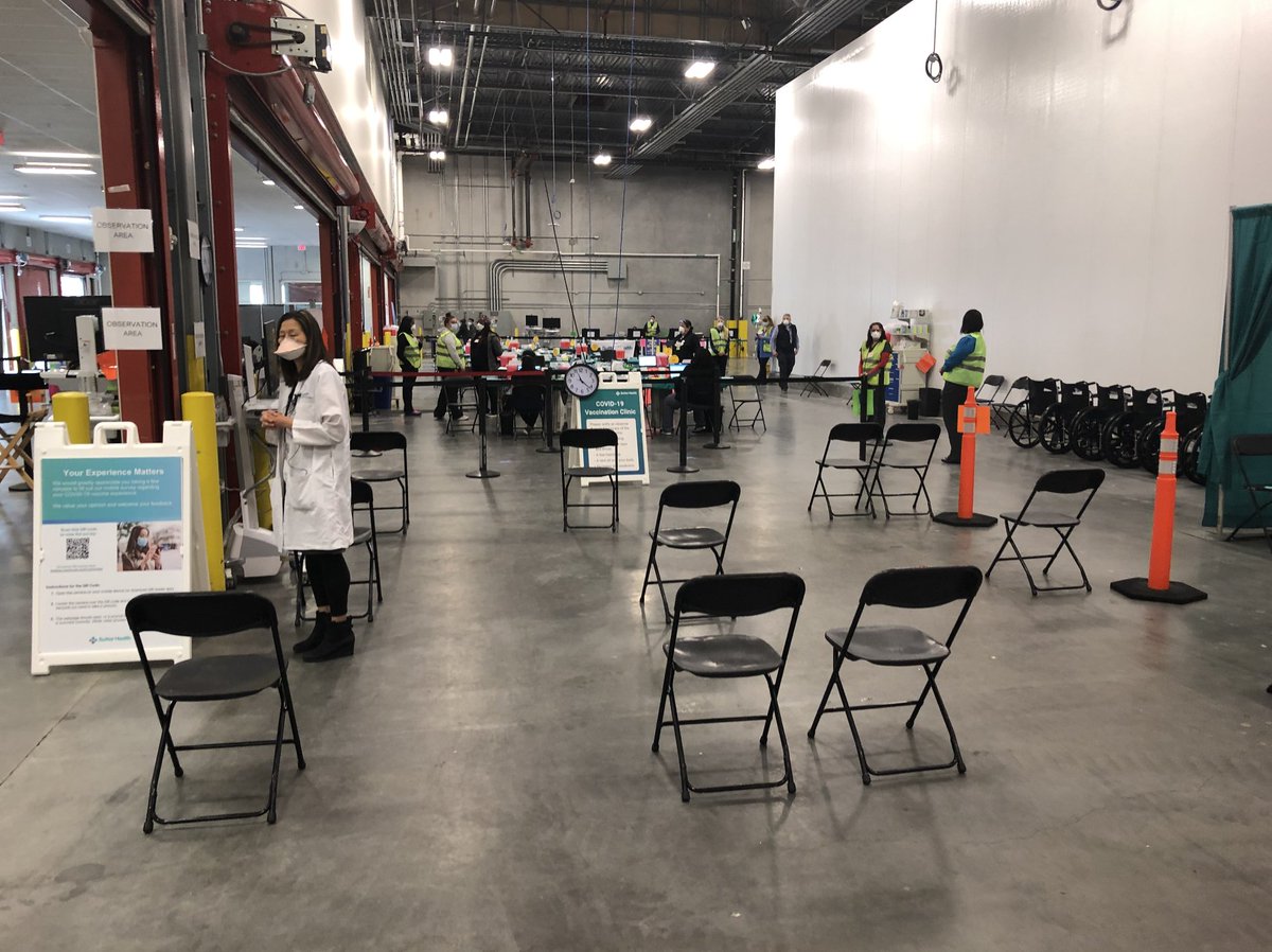 San Francisco unveiled its third high-volume vaccination site on Tuesday in the Bayview-Hunters Point neighborhood. The site, located at the SF Market at 901 Rankin Street, will initially serve individuals 65+ and healthcare workers until SF enters Phase 1b on Feb. 24. (1/8)