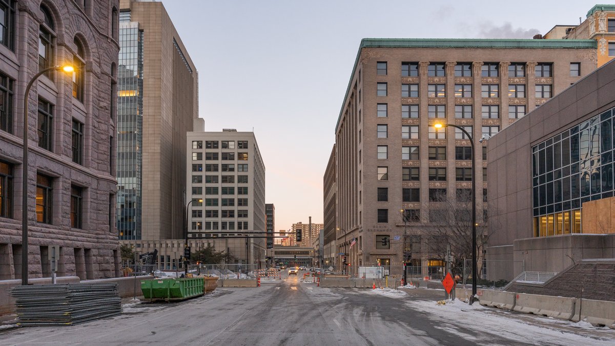Unsure whats up at 4th/4th, looks like possibily closing off 4th Ave? The jail boards went up after the 08/26 "false rumors" unrest. This after 2 nights of protesters at the jail in solidarity with the those arrested at a 08/24 march for Jacob Blake who was shot on 08/23. (whew)