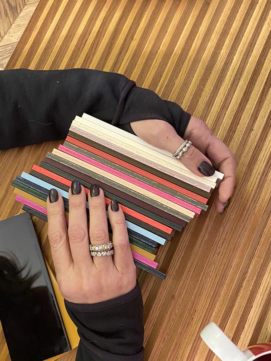 Qualcosa di colorito sta per accadere.