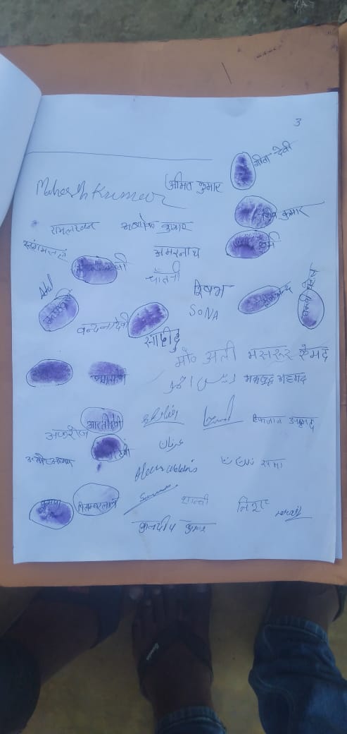 मा०मुख्यमंत्री <a href="/myogiadityanath/">Yogi Adityanath</a> जी आपसे आग्रह है निर्धारित स्थान जिस प्रकार लोक सभा और विधान सभा में प्राथमिक विद्यालय बलिहांवा में पोलिंग बूथ रहता है।

उसी प्रकार ग्राम पंचायत बरई सुलेम के 
गांव मितुवापुर का भी पोलिंग बूथ प्राथमिक विद्यालय #बलिहांवा ही बनाया जाए
@DMkaushambi