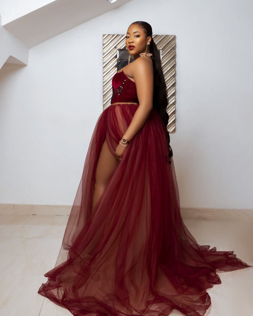 erica86116362's tweet image. “The most beautiful person, is a person with kind heart and loving soul” WCW everyday! Ms. Ngozi 🥰 #EricaIsRawGold