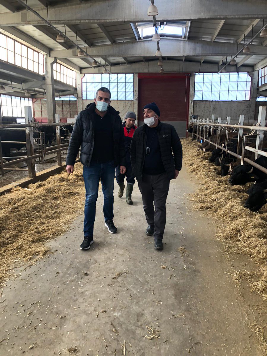 Afyonkarahisar Ticaret Borsası Başkanı Sayın Mehmet Mühsürler Çiftliğimize ziyarette bulundular. Teşekkür ederiz. <a href="/Karakas1969/">Mehmet Karakaş</a> <a href="/trncvlk/">Prof. Dr. Turan Civelek</a> <a href="/kocatepeuniv/">Afyon Kocatepe Üniversitesi</a>