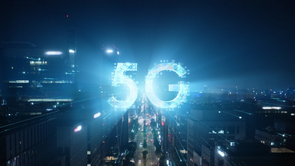 UD_Lighting's tweet photo. Want to learn more about the impact of 5G on location technology?  To request an enabled Bluetooth demo, email upgrade@unvlt.com.  

Learn more at https://t.co/tGBWzjdeYE https://t.co/PPx9wlGsCp