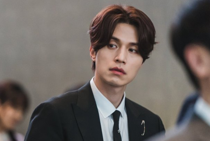 Лин дон ук рыжий. Ли дон ук легенда о кумихо. Ли дон ук и чо бо а 2020 кумихо. Кумихо дорама ли дон ук. Lee dong wook 2021.