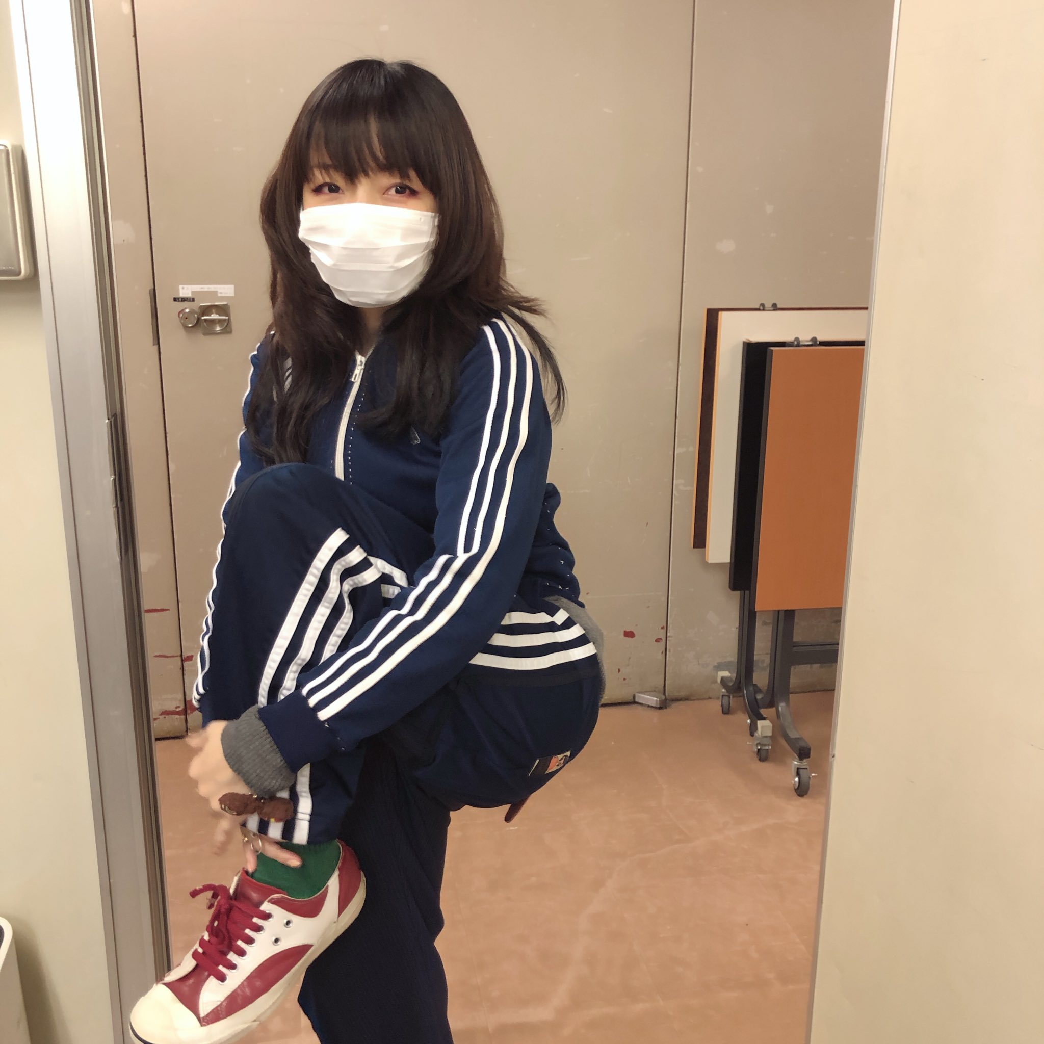 価格は安く aiko ジャージ中古品 aob.adv.br