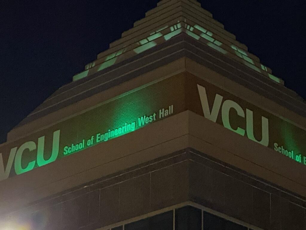 VCUENGR's tweet image. Happy #EngineersWeek2021! 👀 Notice anything different about the top of Engineering West Hall? 💚