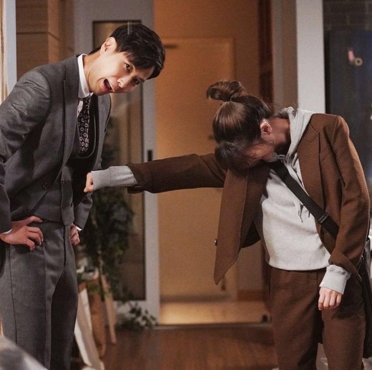 дом на месяц дорама