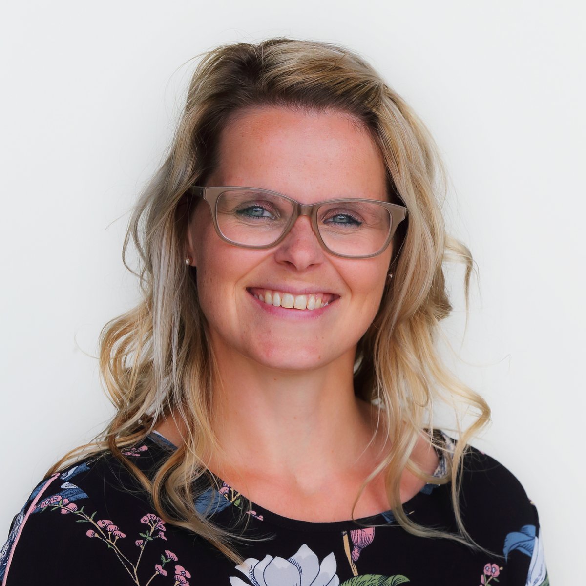 Marijke Algra is Register Casemanager verzuim bij Empatec. Een jaar geleden zag ze mogelijkheden om het verzuimbeleid bij Empatec passender te maken bij de organisatie. Nu een klein jaar later blijkt haar aanpak meer dan succesvol! empatec.nl/nieuws/column-…
#empatec #vitaliteit