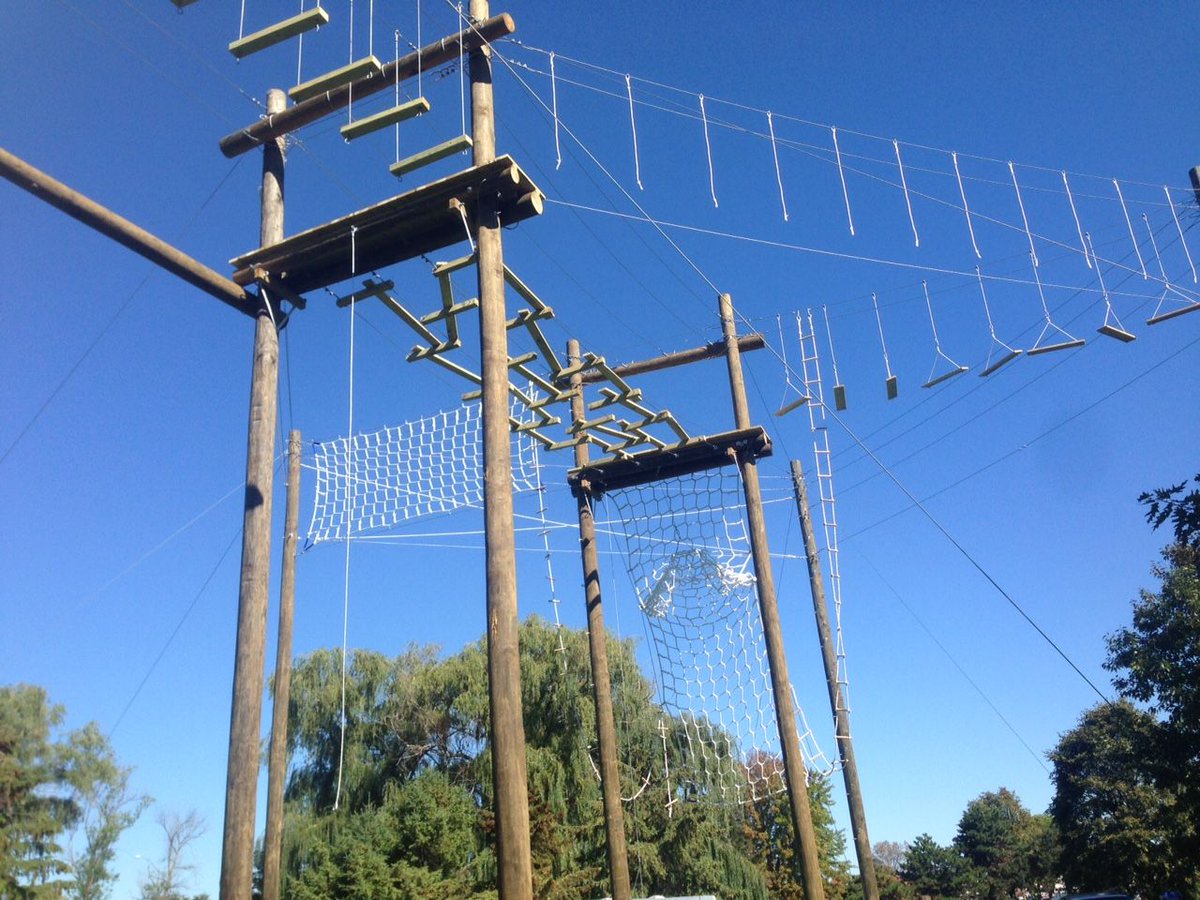 CourseMadison's tweet image. The sun is shinning and the snow is melting! ☀️ We can't wait to get back up on the course this spring!