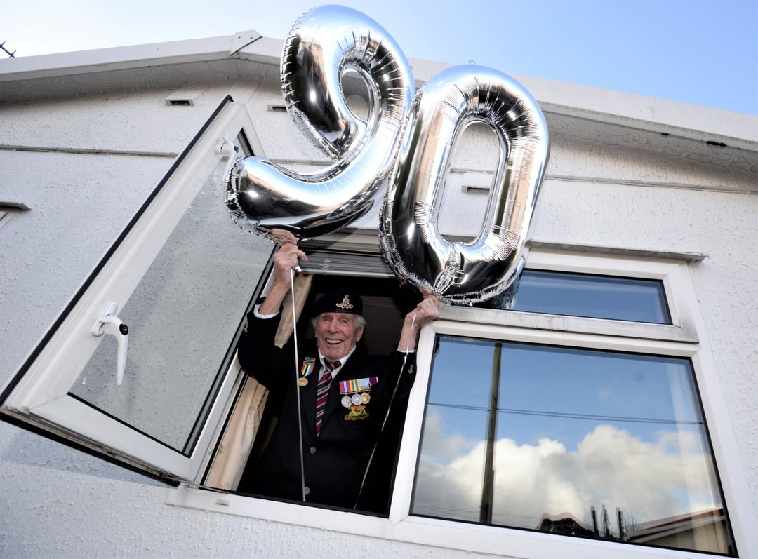 All of us here at SOGM would like to wish #KoreanWar veteran and Imjin River survivor Tommy Clough a very happy 90th birthday! 

#HappyBirthdayTommy #90today #Imjin70 #glosters #friendsofSOGM