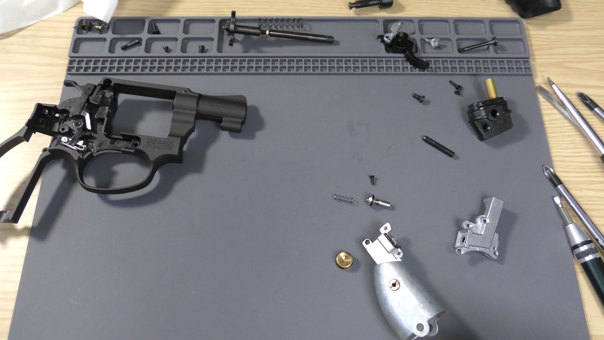 マルシンのガスリボルバー【S&W M36 チーフスペシャル】ガス漏れ個体を