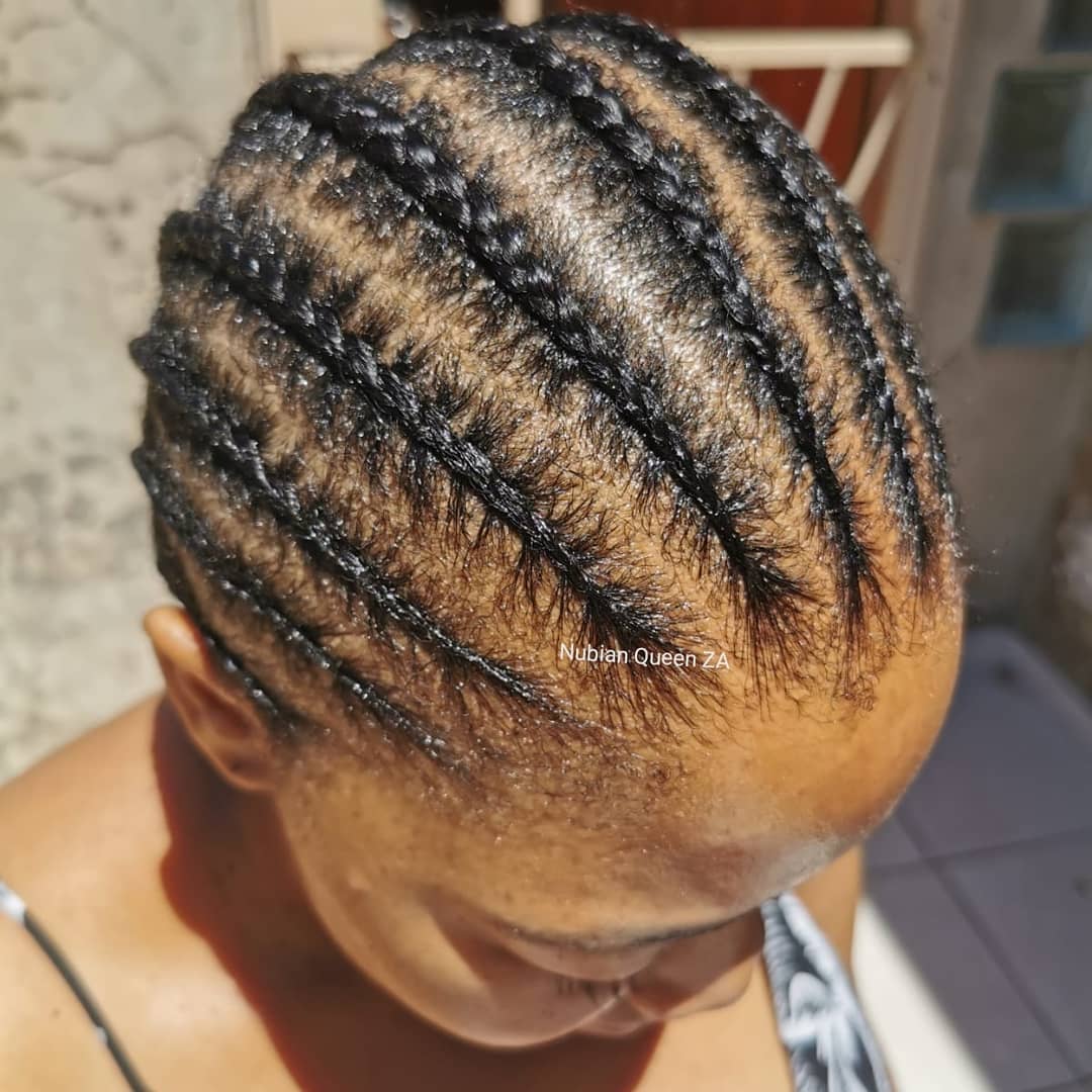 NubianQueenZA's tweet photo. πΈ Freehand cornrows for only R70πΈ
π 084 647 5252 to book your appointment
NB:Bookings are essential
WE DO HOUSE CALLS
#bloem #Bloemfontein #GirlTalkZA #GirlsTalkZA #GirlBuyZA #BloemTwitter #HairPlugSA #mobilesalon #freestate #housecalls https://t.co/weL7s2Bdws
