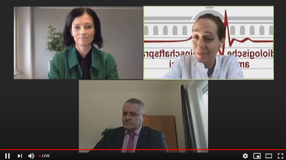 Telemed-Initiative Brandenburg e.V. (@telemed_ini) on Twitter photo Berichte aus dem #RealLife... Von Änderungen in der medizinischen Arbeitsweise dank #ePA berichtet die Ärztin Dr. med. Regina Gaub bei der Konferenz #Digitalisierung im #Gesundheitswesen der <a href="/Telemed_Ini/">Telemed-Initiative Brandenburg e.V.</a>. Hier jetzt live: telematik-konferenz.de #telemed21 #eHealth Berichte aus dem #RealLife... Von Änderungen in der medizinischen Arbeitsweise dank #ePA berichtet die Ärztin Dr. med. Regina Gaub bei der Konferenz #Digitalisierung im #Gesundheitswesen der <a href="/Telemed_Ini/">Telemed-Initiative Brandenburg e.V.</a>. Hier jetzt live: telematik-konferenz.de #telemed21 #eHealth