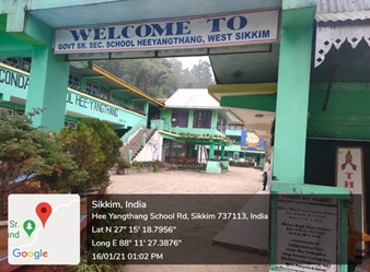 NITIAayog's tweet photo. #AspirationalDistrict West Sikkim, in collaboration with Virtulive Technologies, has kickstarted virtual classes in Govt Senior Secondary Schools of the district.  

Thus enabling face-to-face engagement of students from a remote location for a greater learning experience. 🧵 https://t.co/f5r5SMreQJ