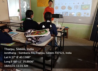 NITIAayog's tweet photo. With features like Smart Wall solution &amp; Classroom Capture, there is an increased interest for various subjects among the children for Virtual Classroom sessions.

This has enabled to ensure greater learning in the classes &amp; is helping to improve the learning outcomes. 🧵 https://t.co/6O9wVPZe8z