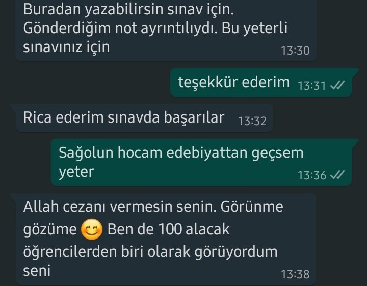 Hocaya sürekli soru sorarım ve hocanın beni çalışkan sanması 🤔