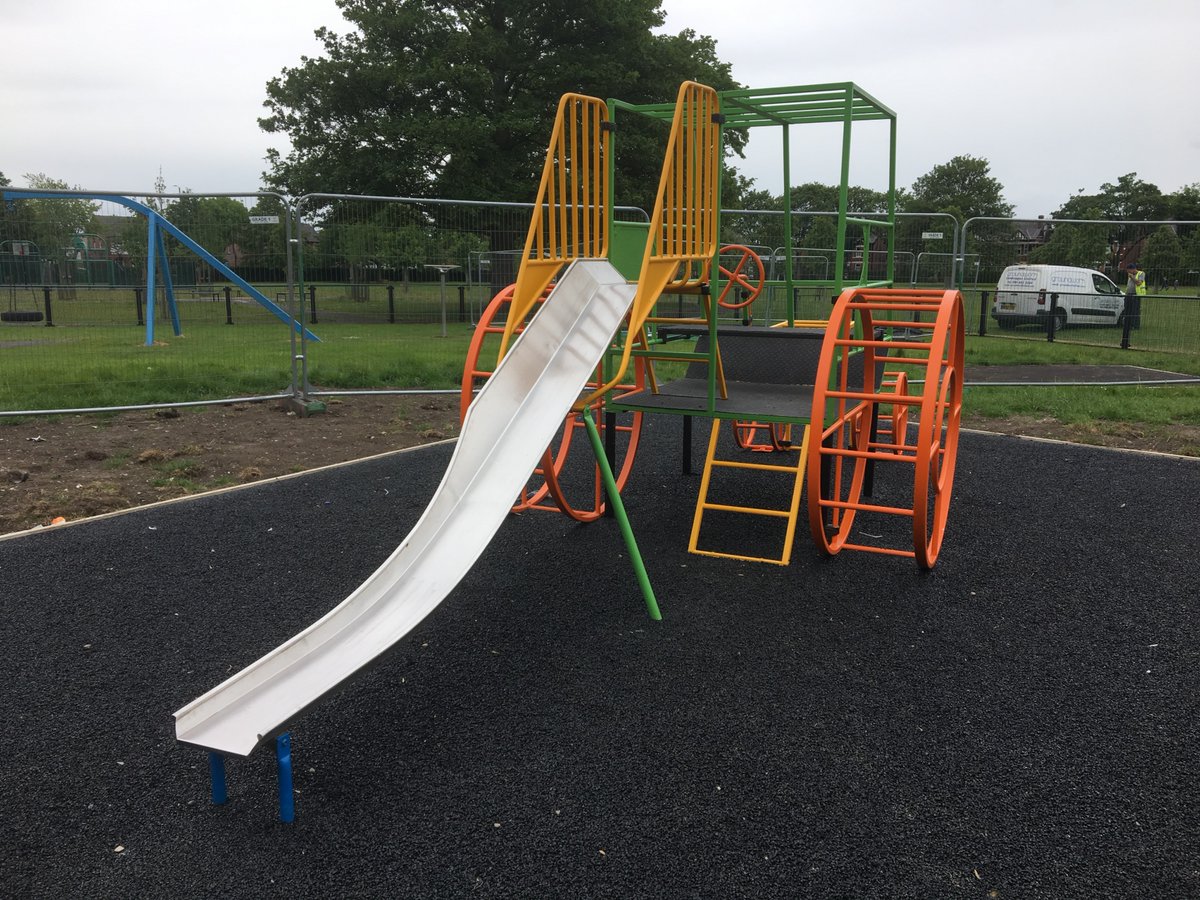 OneTrafford's tweet photo. #TraffordNumbers Did you know... In the last 5 years, we've installed 11 new climbing frames and 5 new slides!
Discover your local park at https://t.co/tJEs0NEC8L.
Remembers to sanitise hands before & after using park equipment. https://t.co/hdK2Qsy98a