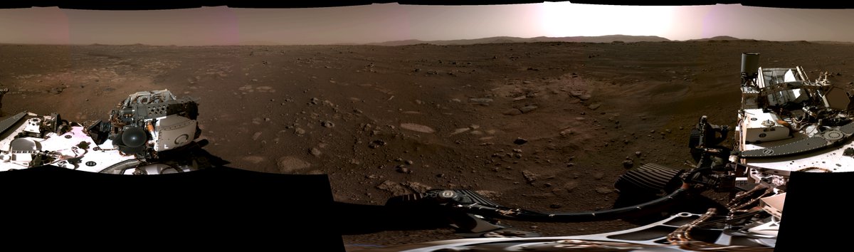 ghdt's tweet photo. Eine aktuelle Aufnahme der Navi-Kamera des NASA-Marsrovers „Perserverance“. Und der steckt voller deutscher Technik: Objektiven von Jenoptik, Halbleiter von Infineon, Ther­mo­sen­so­ren vom Leib­niz-Insti­tut für Photo­ni­sche Tech­no­lo­gie. https://t.co/PvYYomfpHL