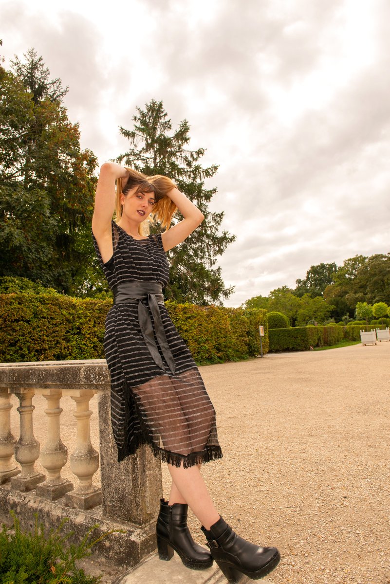 Even_Fashion's tweet photo. Un must de perfection sur vos courbes chic &amp; glamours? c'est ce qui définit la robe Raiponce https://t.co/05gDJwCpvp...
et la jupe Callune
#modeécoresponsable #modealternative#upcyclingclothes#femmes https://t.co/M9ugQUIx8i
