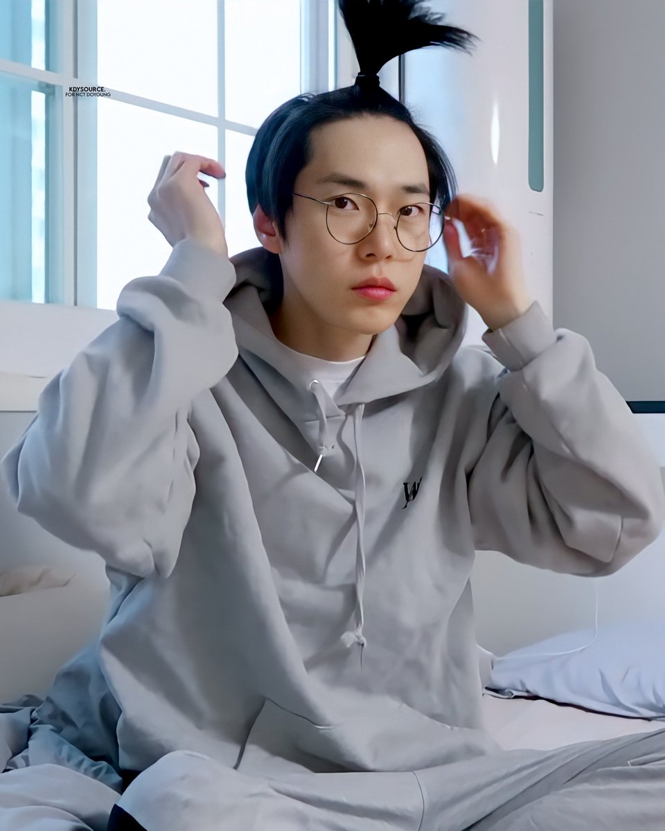 DOYOUNG tweet media