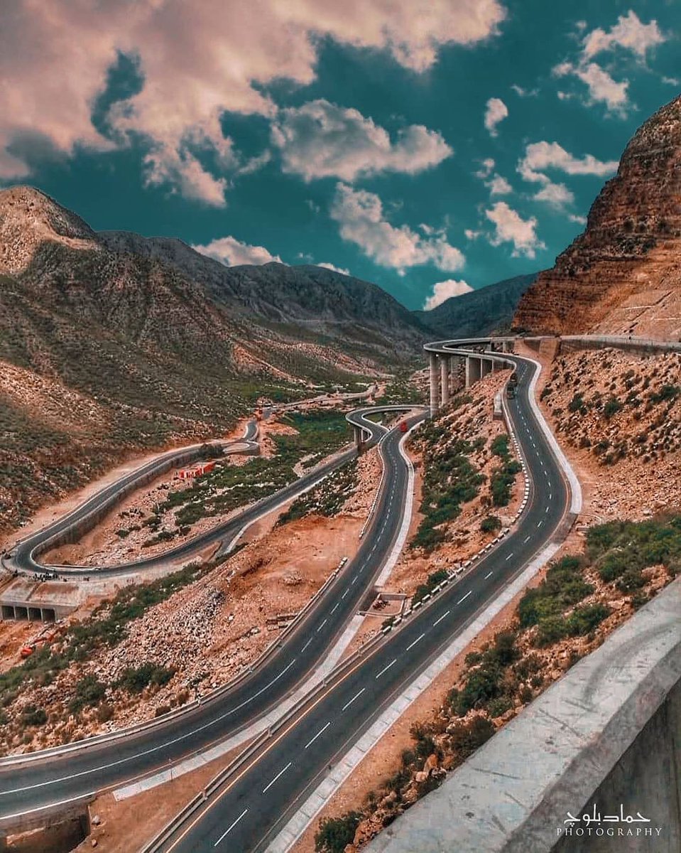 HumSbKaPakistan's tweet photo. Fort Munro, Hill Station, Dera Ghazi Khan 😍🏞
Follow Us On Instagram 👉 @humsabkapakistan 
#HumSabKaPakistan 🇵🇰💚 

Captured by 📸 @hbphhotography https://t.co/QhagrujM52