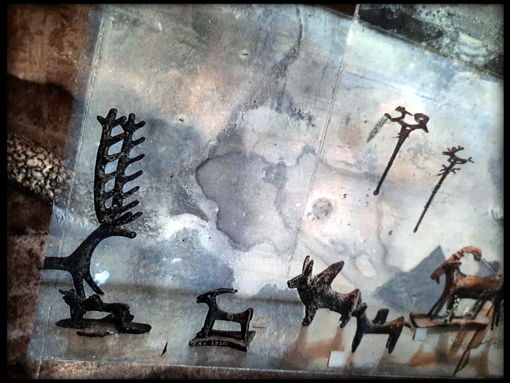 StefAlf357's tweet photo. ■□ INVOCATIONS TOTEMIQUES ●○
.
https://t.co/QPa3iFzSGU
.
#heilung #chamanism #amplifiedhistory #animaltotem #tenebris #invocation #artsacre #spiritual #art #artist #stephanealfonsi #lescriptogramme #artiste #artistemetz https://t.co/UoL1NlZBtq
