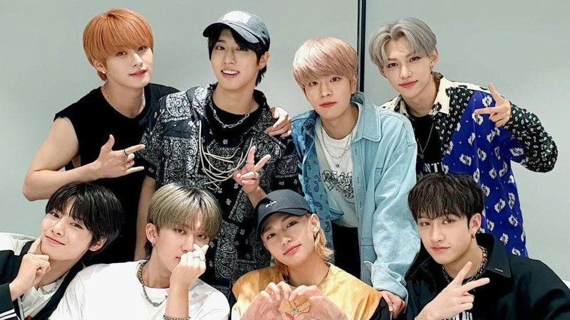 Stray kids 2022 maniac. группа stray kids 2019. Stray kids 2020 фотосессия. Stray kids дебют. Stray kids дебют.