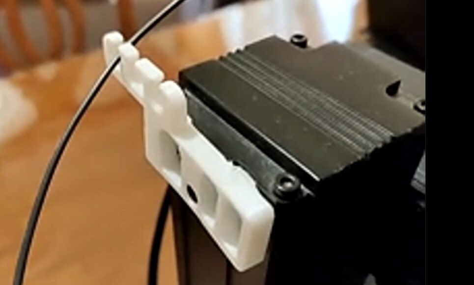 FABLAB_MEDINA's tweet photo. ضمن برامج الابتكار والتصنيع الرقمي بإدارة الموهوبين نفذ أ. زكريا أحمد إلياس البرنامج التدريبي:
(الطباعة ثلاثية الأبعاد: من الفكرة إلى المنتج)
استمر البرنامج لمدة يومين وقدم فكرة شاملة عن الطباعة 3D وتطورها ومراحلها... واختتم بتنفيذ المتدربين لبعض أعمال التصميم ثلاثية الأبعاد. https://t.co/vyfTXoQVbd