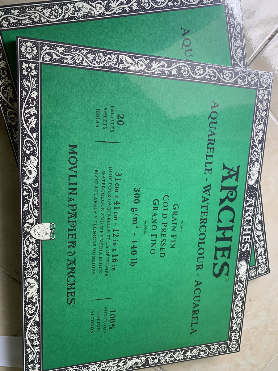 adechint's tweet image. Arrived yesterday. I want to draw but my back keep getting hurt 😭