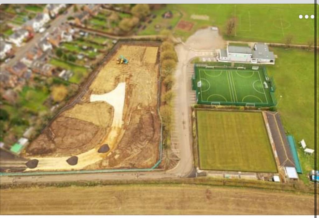 AMJPMLtd's tweet image. Great drone shots of site for 23 houses in Fleckney.  Haulage road on and excavations under way #professionalprojectmanagement