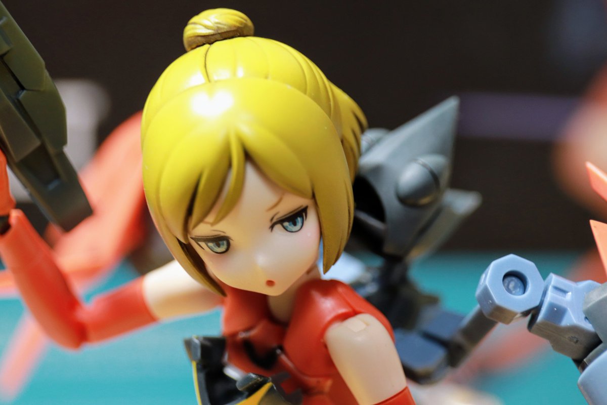 きなこもち ホーさん このジト目好き 部分塗装だけでも形になるってすごいですね 体のラインが細いからポージングもいい感じに決まりますね Solホーネット メガミデバイス コトブキヤ プラモ初心者 美少女プラモ