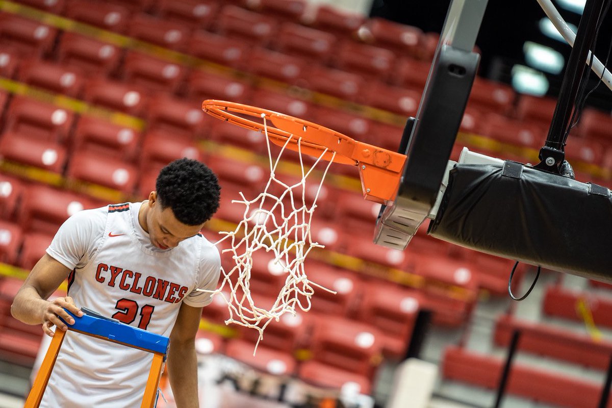 Job well done @Tr3y_All3n @Cyclone_Hoops #3xChamps #Classof2021
