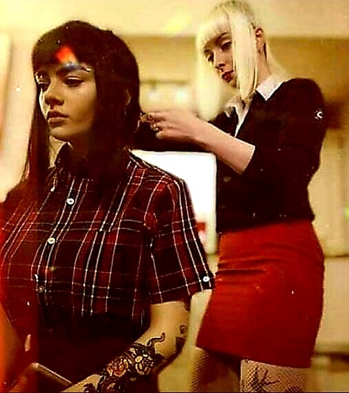 Hairdressing available again soon!👌
#chelseacut #skinhead #skingirl #mod #punk #garageband #lofi #homemademusic #newmusic #roughkidrecords