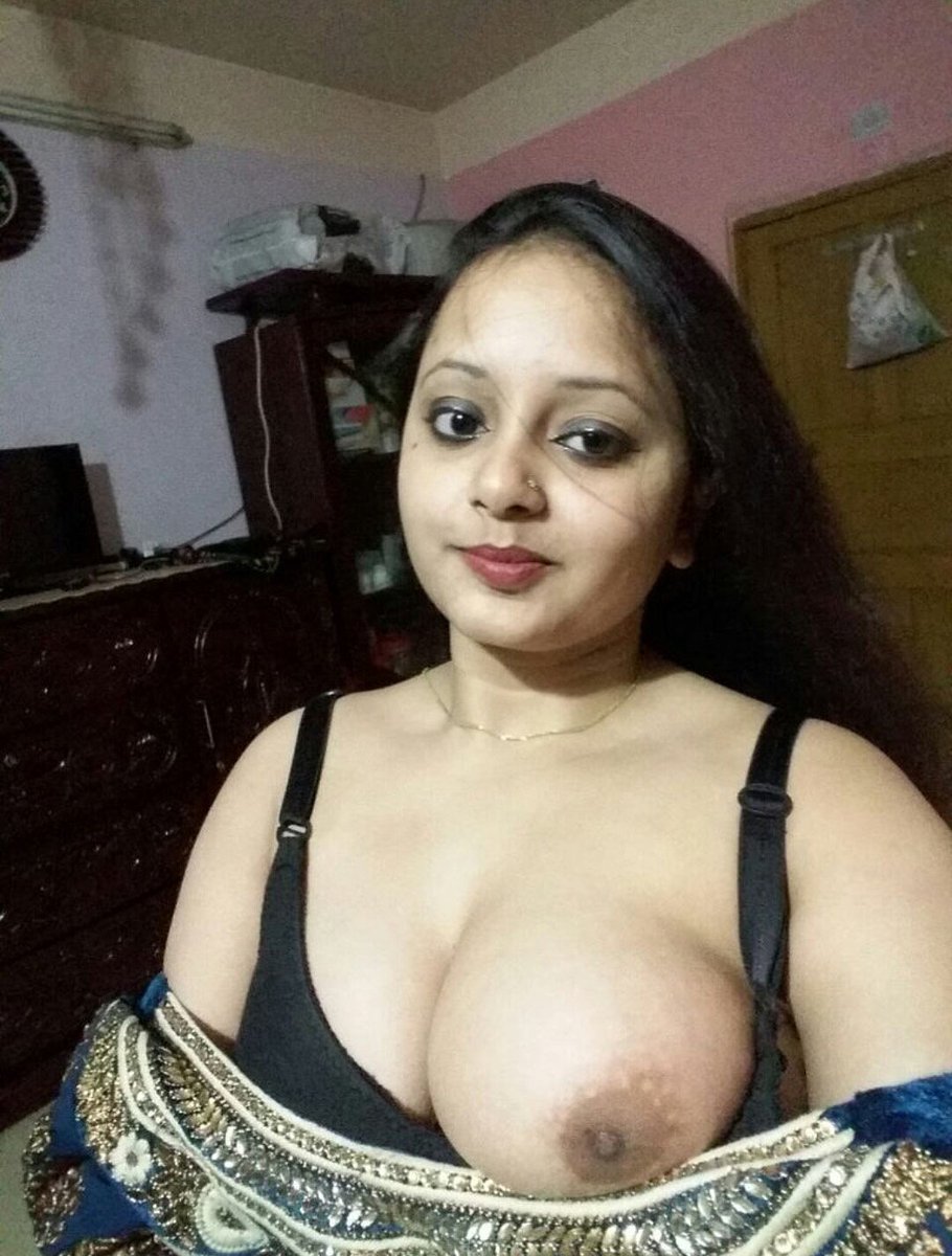 saher911111's tweet photo. Randi ki maa nahi chodoge ? Sab namard hain. Koi randi nahi sambhal sakta ek
#randi #gandu #harami #indian #desi #behenchod https://t.co/mmteFk7y9t