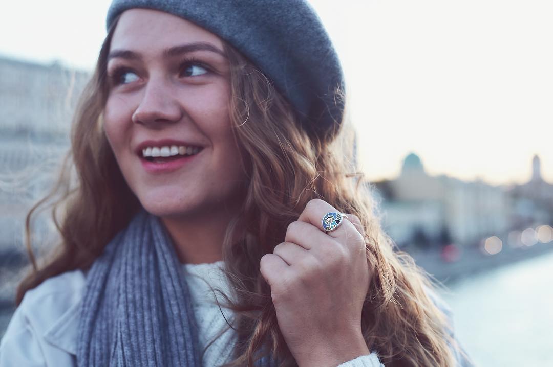 Подарки для любимых женщин 💍❤

Скидки до 24%! Чем больше покупка, тем больше скидка 😉

Подробности на сайте ⏩ sofija.ru/actions/podark…

#акция #скидки #8марта