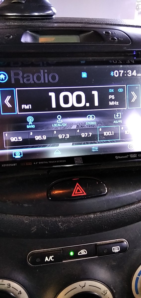 Escuchando en estos momento a Deep Purple "Smoke on the Water" por <a href="/Antena8panama/">Antena 8 Panama 1001. F.M.</a> y a <a href="/AlonsoVC13/">🎧Alonso Villarreal.</a> en los #MiercolesRockero
#LaRadioComoDebeSer
#ClasicosInmortalesDelRock