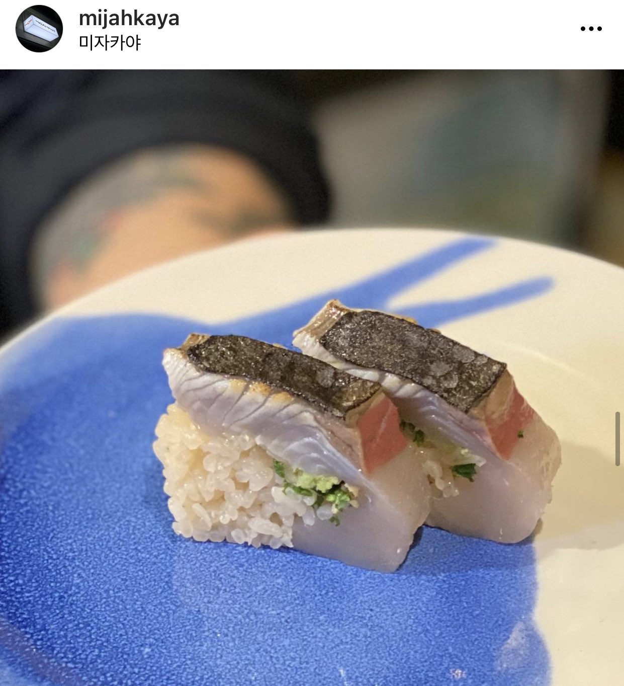 Ryoco Omo 実際 韓国でここ数年プレミアムキンパ的なご飯 極少 具たっぷりの巻き寿司が流行ってて 次の渡韓で食べたい とウィッシュリストに入れてる人も多いはず 私が初めて知ったのは望遠洞 ミジャカヤ のマグロキンパと もはや ご飯なしで具のみの