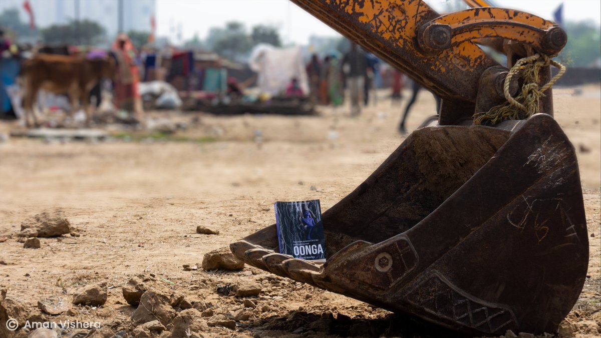 AmanVishera's tweet photo. They tried to bring it down like every other story.
The plan was to bury #Oonga six feet under the ground. 
Destiny's eyes were blurred but it didn't lose control cause they didn't know in order to bring something down you need to lift it first.
@JaipurLitFest  @AdivasisMatter https://t.co/AXpACePfSl