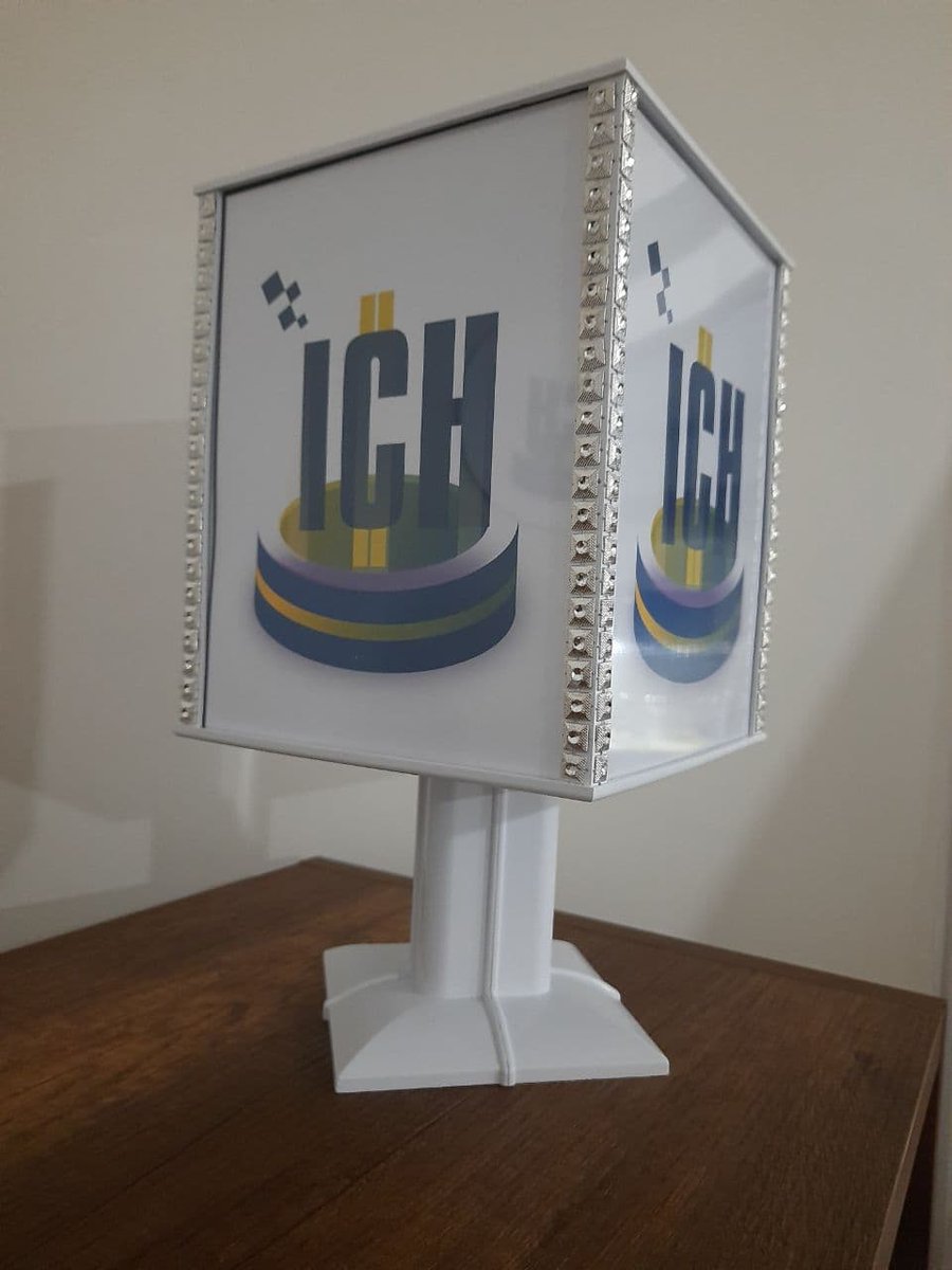 ideachaincoin1's tweet photo. 2/3
Some of our products that will be used as  prizes for upcoming competitions !!!
$ich $btc #ich #btc $bnb #bnb $doge #doge $crypt #ideachaincoin https://t.co/UWwG0NtOxo https://t.co/nRqFG2Fvfr