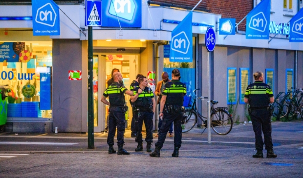 Jeugddetentie en taakstraf voor gewapende overval AH Gijsbrecht - ..