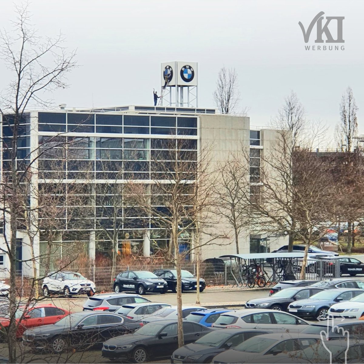 vki_werbung's tweet photo. #liebekunden #reparatur #reklame #werbetechnik #bmw #beratung #wartungsarbeiten #wartung #handwerker #automobile #vkiwerbung #werbung #folie #leiter #autohaus #bmwmüller #neuwagen #gebrauchte #logo #dachwerbung https://t.co/usorWtR9P9