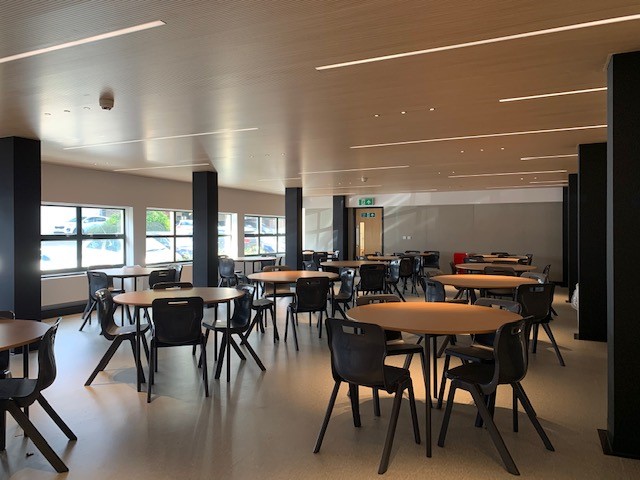 Wiseman6F's tweet photo. This is our brand new fully supervised 6Form study area fitted with 60 computers, where students can come along for independent studies. This is a great addition to the facilities that we already have in place for our 6Form students. Calm and quiet space with a touch of elegance. https://t.co/csrTyu5xPx