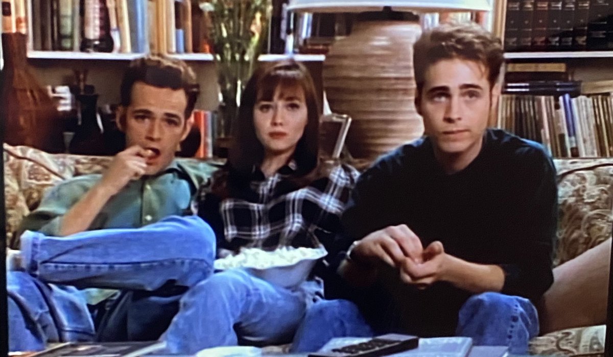 Rewatching 90210 in 2026 tweet media