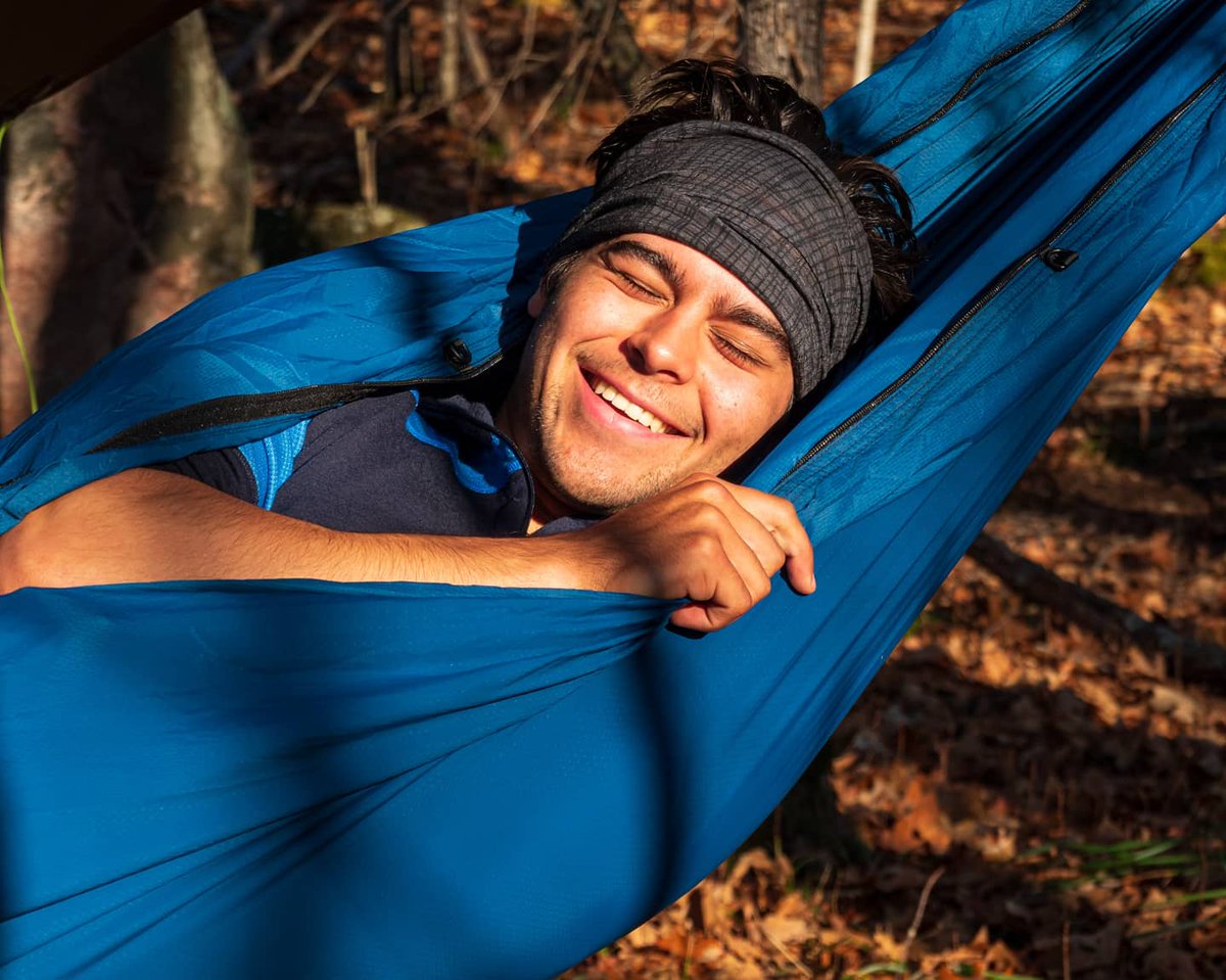 RHF (Resting Hammock Face)😁
Make sure you slip into this mode for at least a moment today. Happy 🐫 Day!

#hammockgear #hammockcamping #camping #backpacking #getoutside #ultralightgear #outdoorgear #madeinamerica #madeinohio