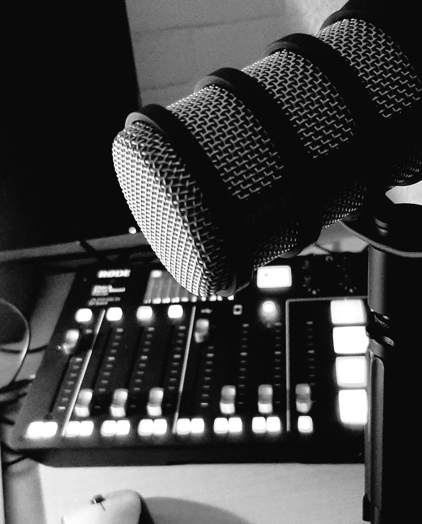 Physio Global (@physioglobal1) on Twitter photo Getting our preparations ready four our third #podcast with <a href="/CKloek/">Corelien Kloek</a> and <a href="/KnoopJesper/">JesperKnoop</a> talking about DRONE research and osteoartritis. <a href="/PhysioGlobal1/">Physio Global</a> <a href="/HANnl/">HAN University of Applied Sciences (HAN)</a> <a href="/HU_Utrecht/">Hogeschool Utrecht (inactief)</a> <a href="/HUmasterBZ/">Master Fysiotherapie en Innovatie in Beweegzorg</a> <a href="/VUamsterdam/">Vrije Universiteit Amsterdam (inactief)</a> <a href="/vumc/">vumc</a> Getting our preparations ready four our third #podcast with <a href="/CKloek/">Corelien Kloek</a> and <a href="/KnoopJesper/">JesperKnoop</a> talking about DRONE research and osteoartritis. <a href="/PhysioGlobal1/">Physio Global</a> <a href="/HANnl/">HAN University of Applied Sciences (HAN)</a> <a href="/HU_Utrecht/">Hogeschool Utrecht (inactief)</a> <a href="/HUmasterBZ/">Master Fysiotherapie en Innovatie in Beweegzorg</a> <a href="/VUamsterdam/">Vrije Universiteit Amsterdam (inactief)</a> <a href="/vumc/">vumc</a>