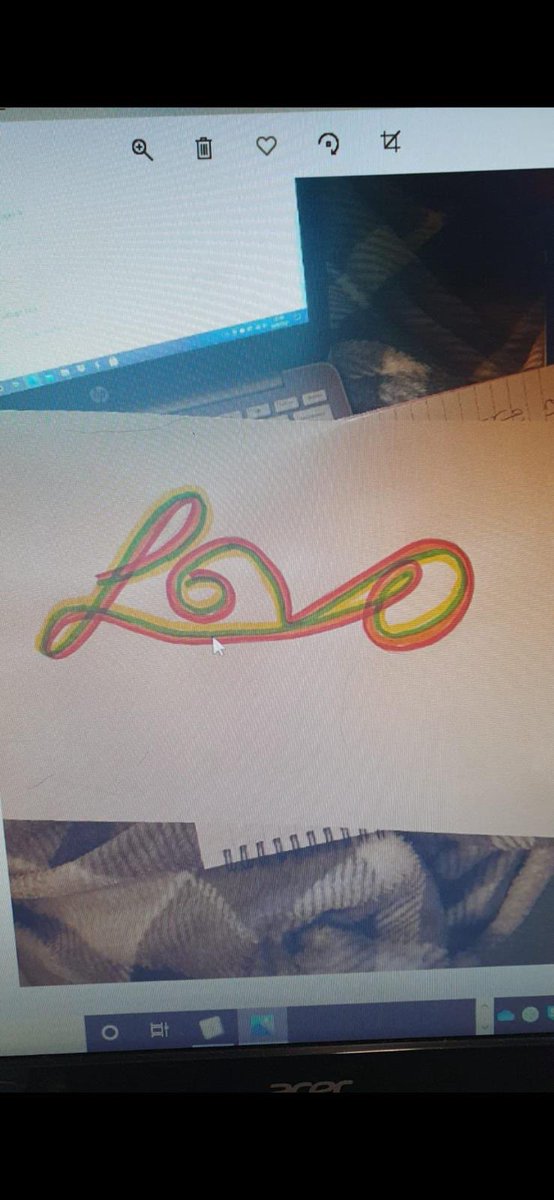 SAHS Art & Technology tweet media