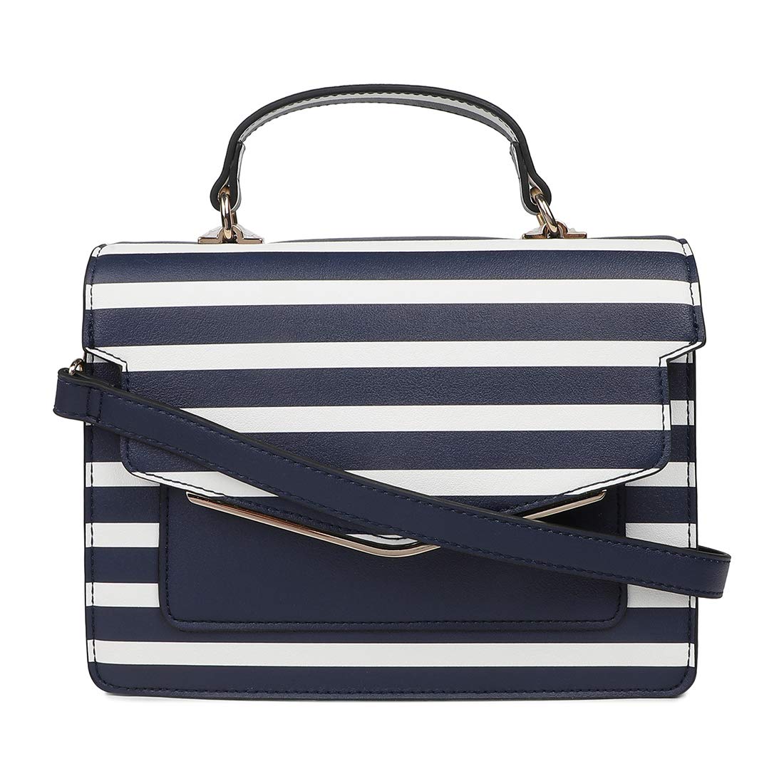 Chikaccessories's tweet photo. Blue and white striped handbag in all it's chic and carefree style glory.

Brand: Call it Spring
Pocket: 2
Color: Striped Navy blue &amp; White
Price: 14k . https://t.co/GvmO0J4xcQ